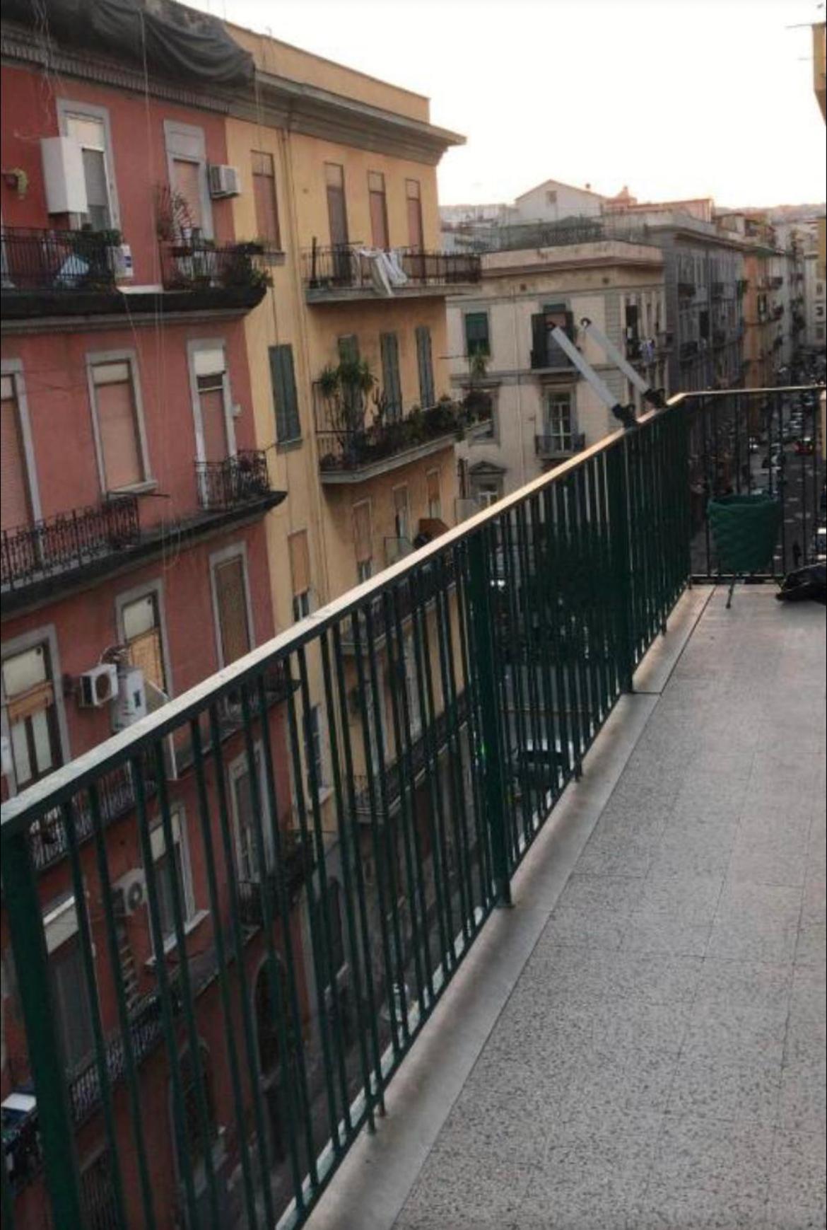 B&B Rial Nápoles Exterior foto